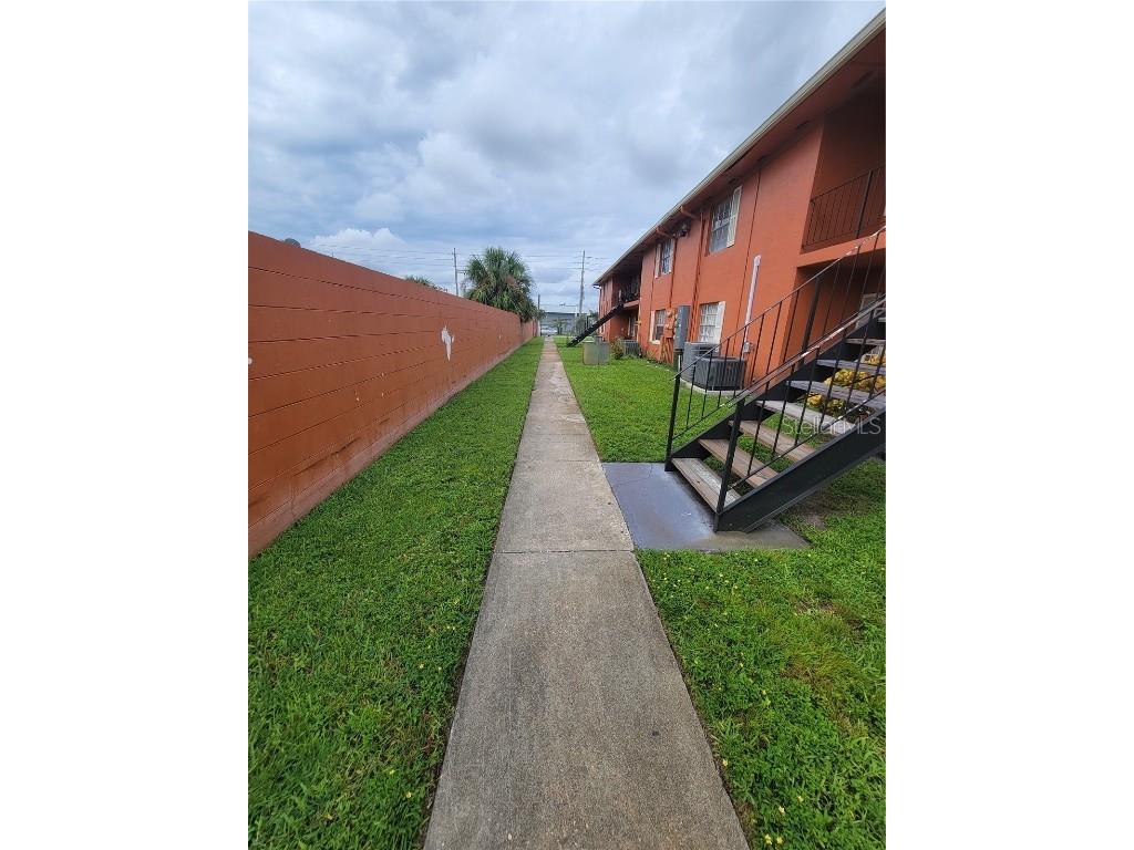 1665 W Oak Ridge Road #D Orlando FL 32809 O6343857 image27