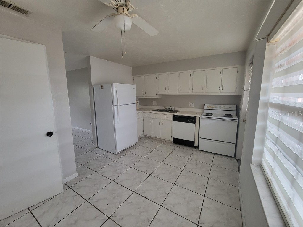 1665 W Oak Ridge Road #D Orlando FL 32809 O6343857 image5