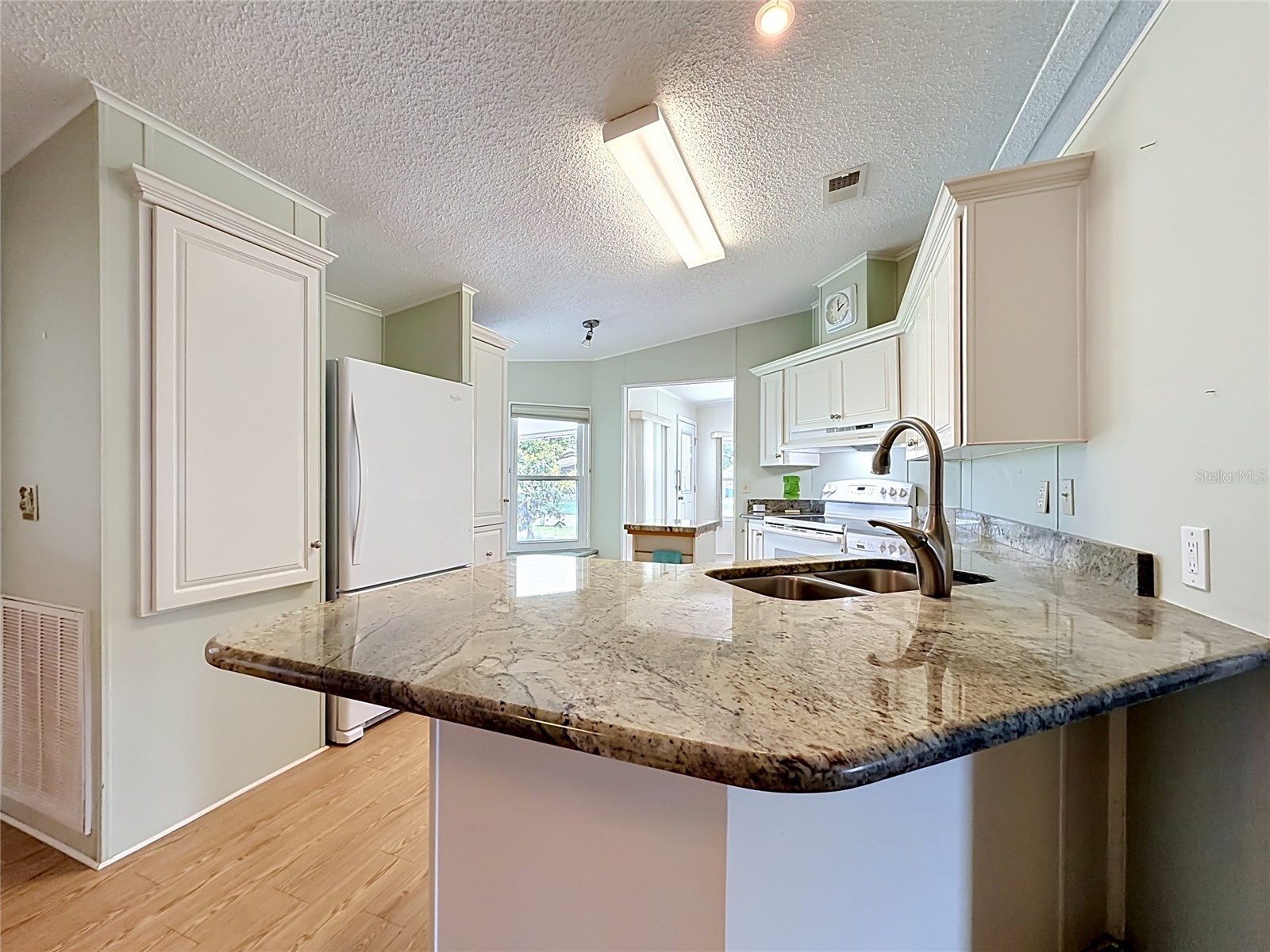1666 Elkhart Circle Tavares FL 32778 G5112475 image4