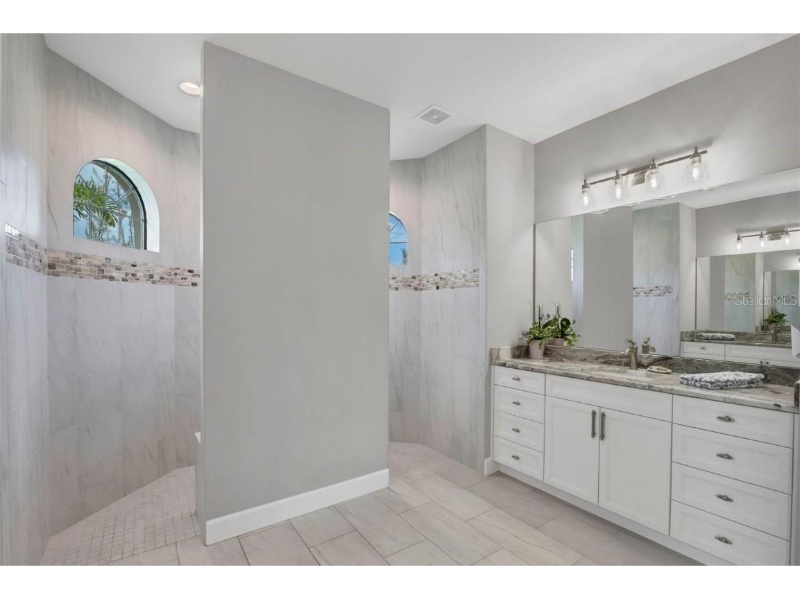 16660 Liggett Circle Port Charlotte FL 33981 - SANTA CRUZ D6144460 image24