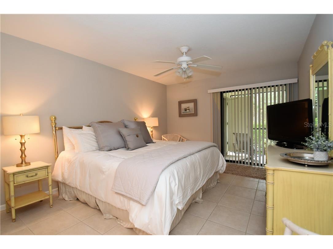 1667 Brookhouse Circle #BR128 Sarasota FL 34231 A4484260 image12