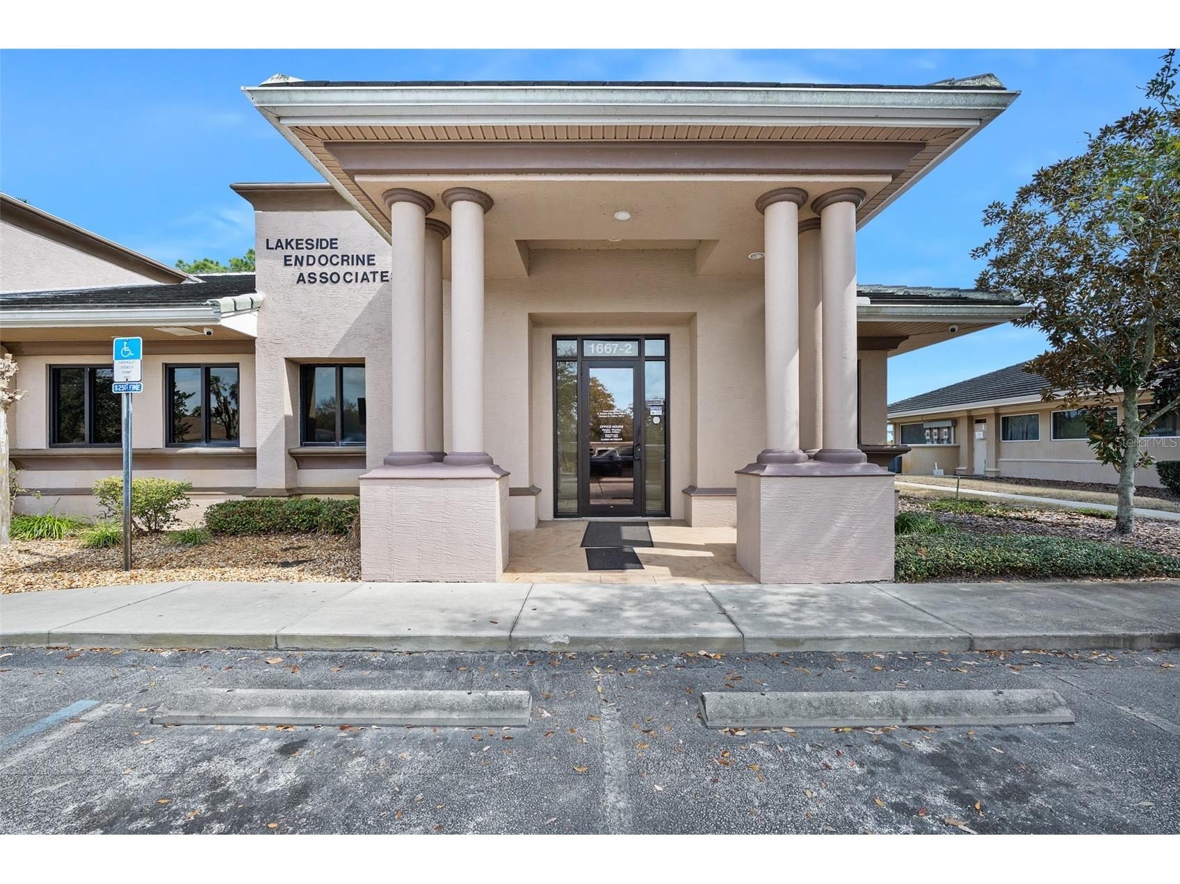 1667 N Clyde Morris Boulevard Daytona Beach FL 32117 V4948789 image37