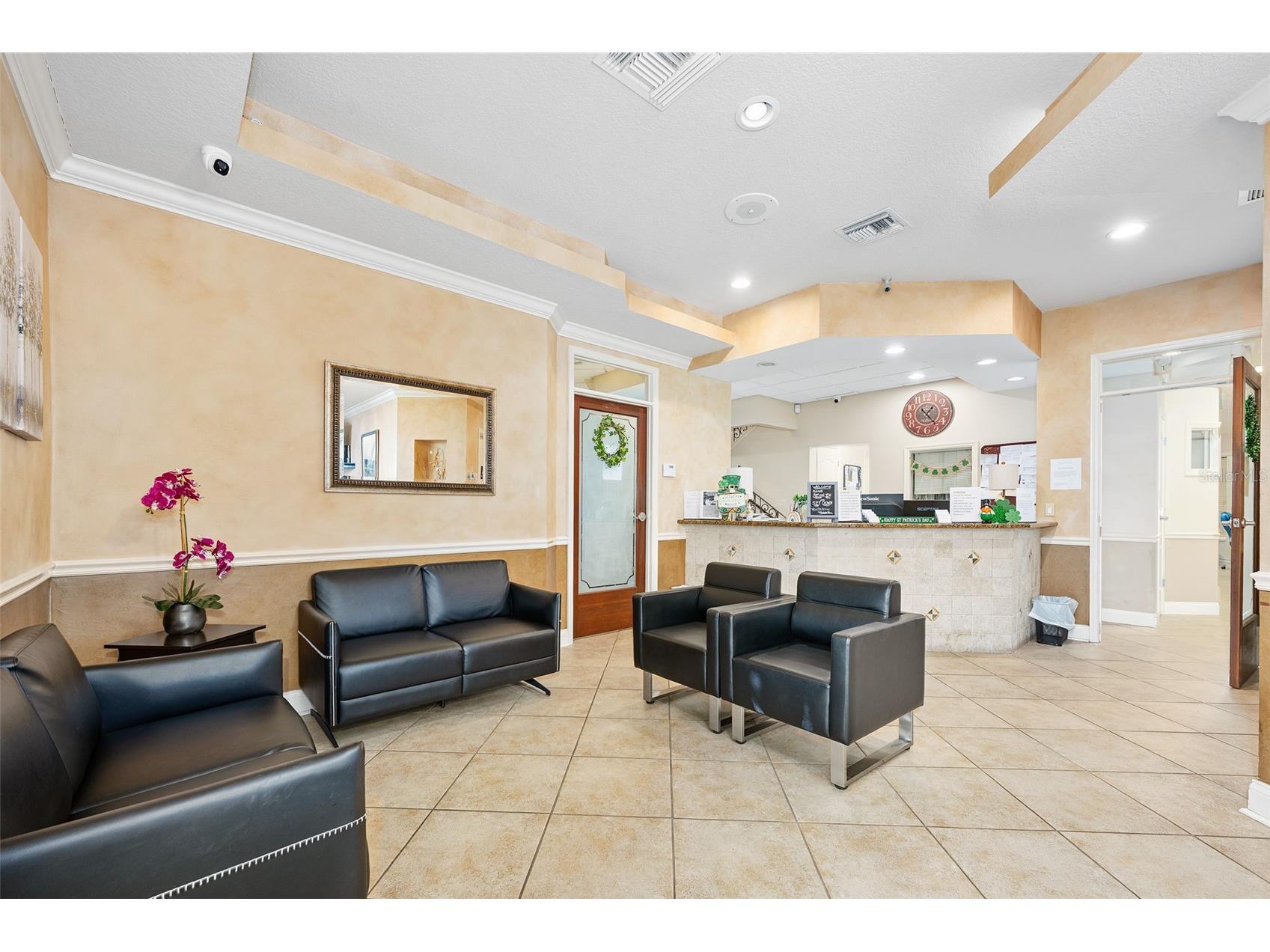 1667 N Clyde Morris Boulevard Daytona Beach FL 32117 V4948789 image43
