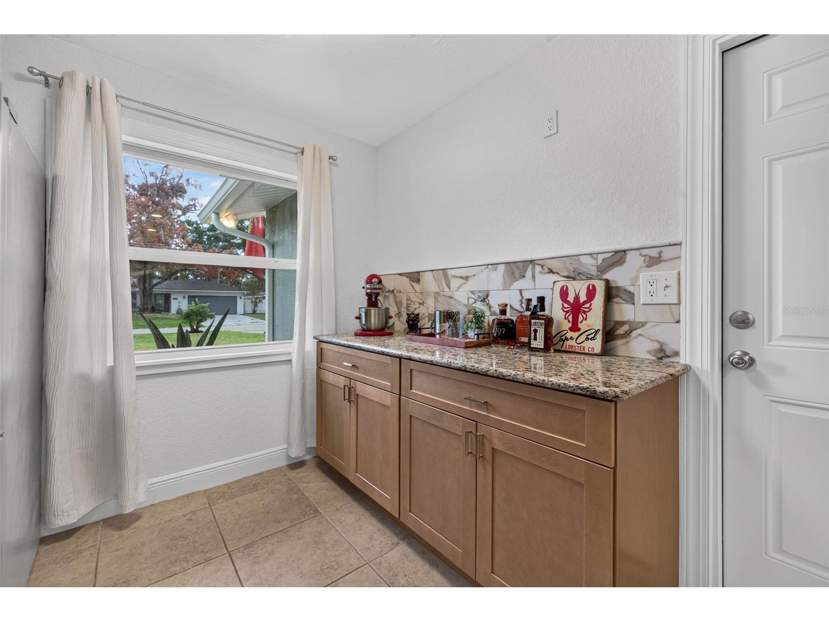1667 N Dakota Avenue NE Saint Petersburg FL 33703 TB8524153 image10