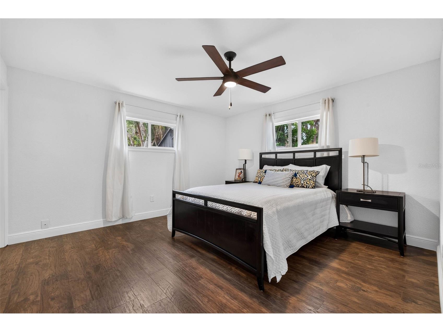 1667 N Dakota Avenue NE Saint Petersburg FL 33703 TB8524153 image17