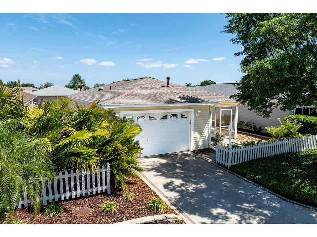 1667 Osprey Avenue The Villages FL 32162 G5095367 image1