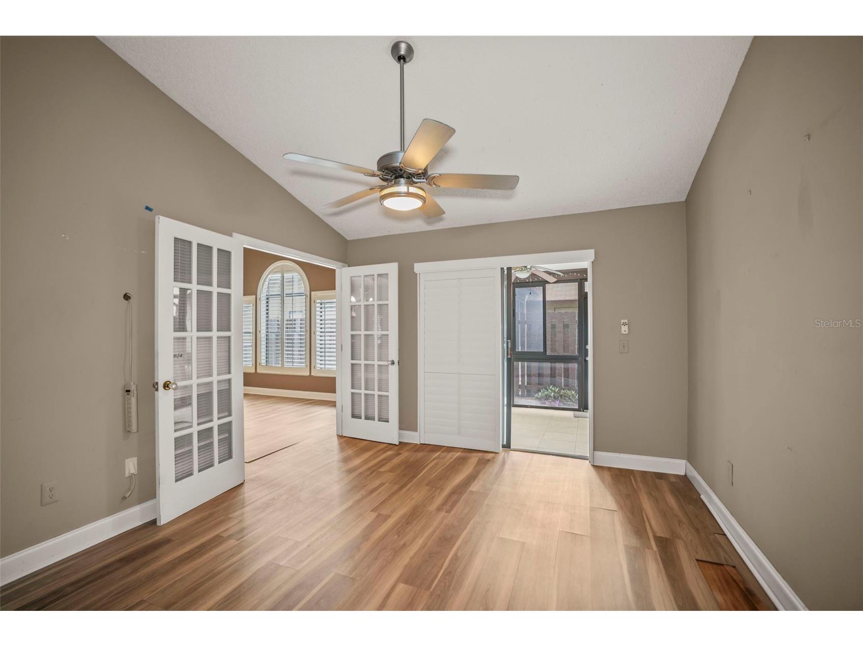 1668 Hamilton Court #2061 Dunedin FL 34698 TB8511717 image12