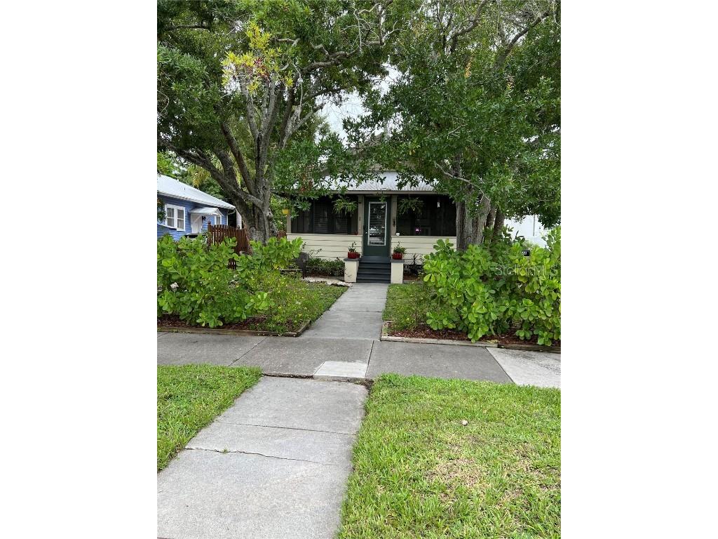 1668 Oak Street Sarasota FL 34236 A4617143 image1