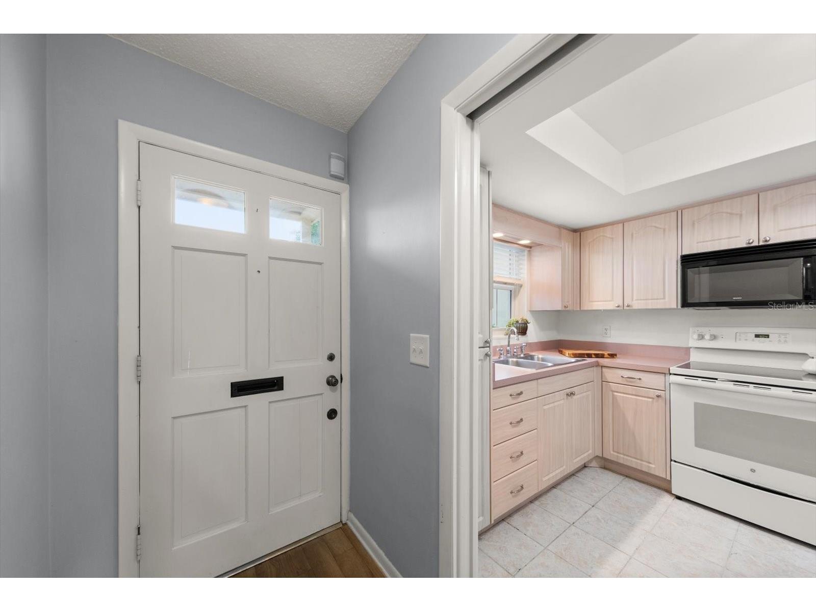 1668 S Lake Avenue #2 Clearwater FL 33756 TB8517522 image3