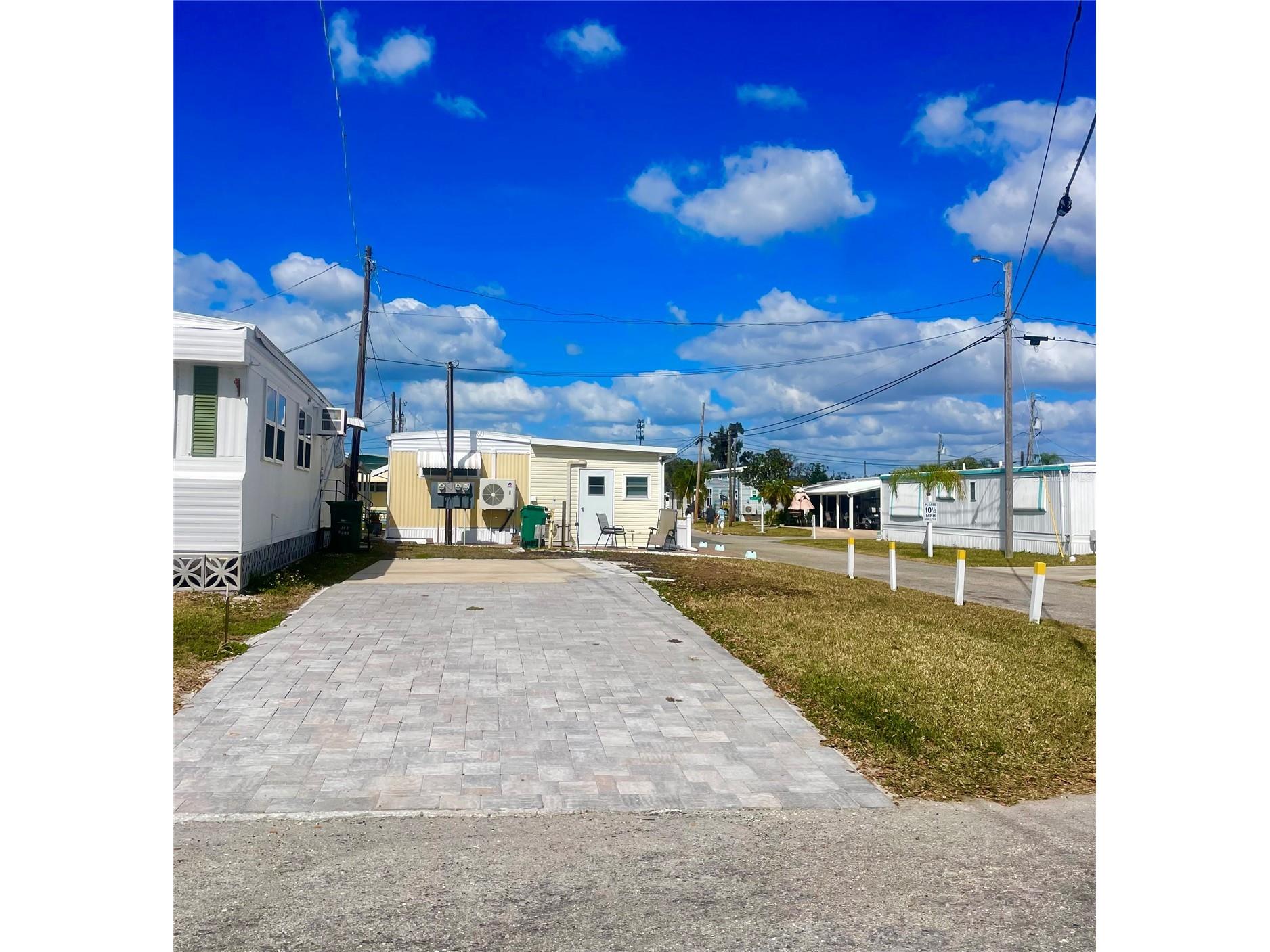 167 4th Street W Palmetto FL 34221 A4682997 image2
