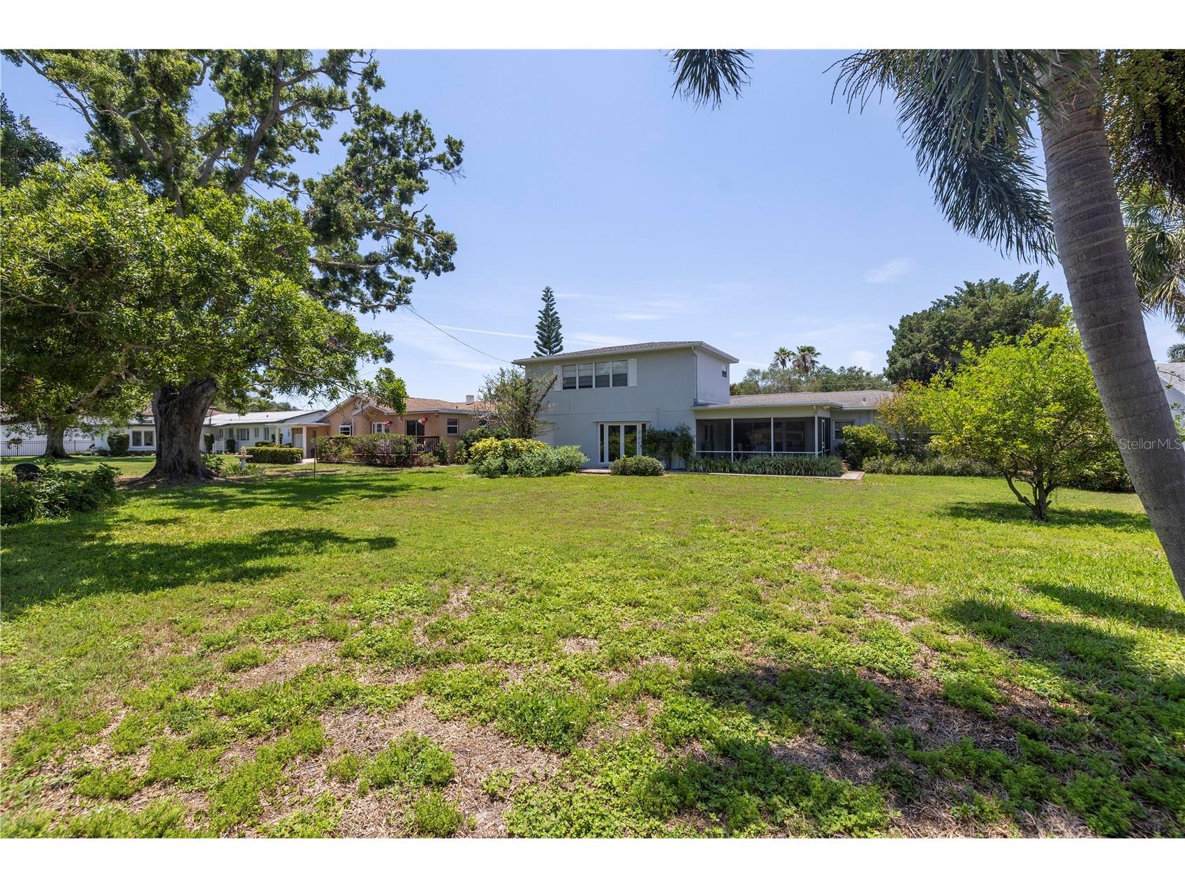 167 Almedo Way NE Saint Petersburg FL 33704 TB8394046 image13