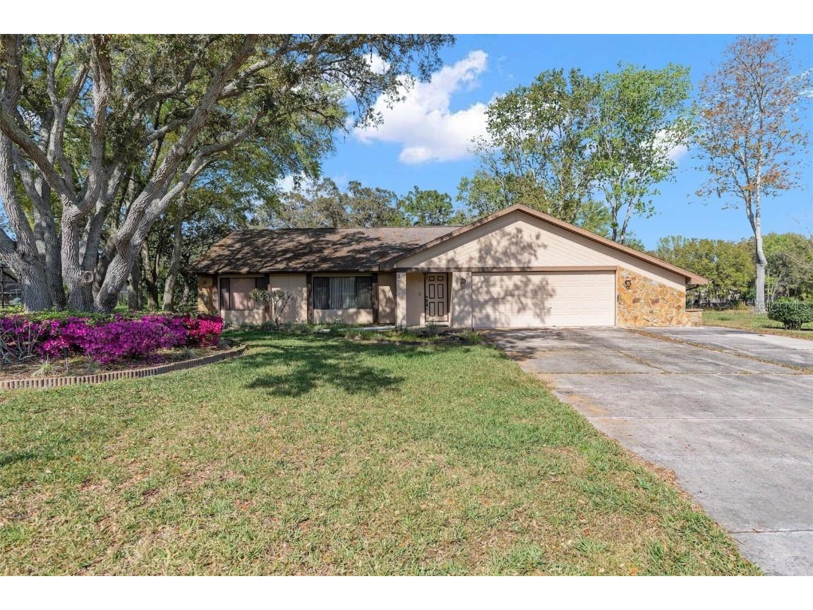 167 Oak Lake Drive Spring Hill FL 34608 W7862865 image1