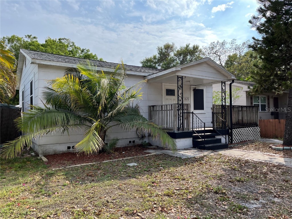 1670 22nd Avenue N Saint Petersburg FL 33713 U8195622 image1