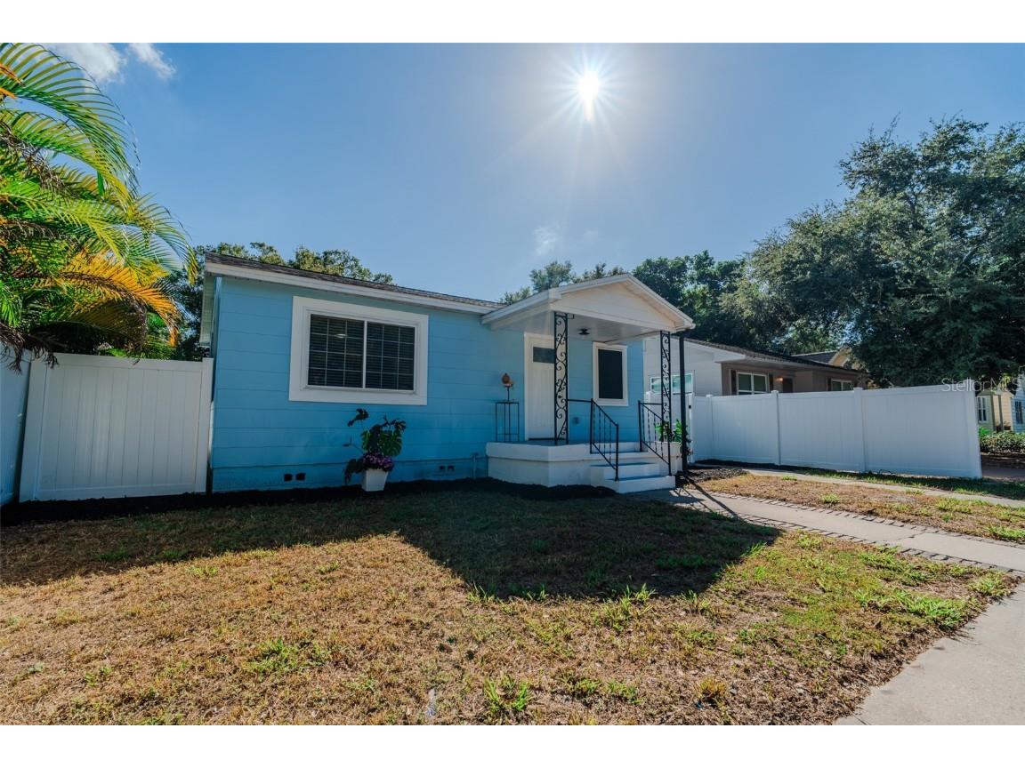 1670 22nd Avenue N Saint Petersburg FL 33713 U8219661 image1