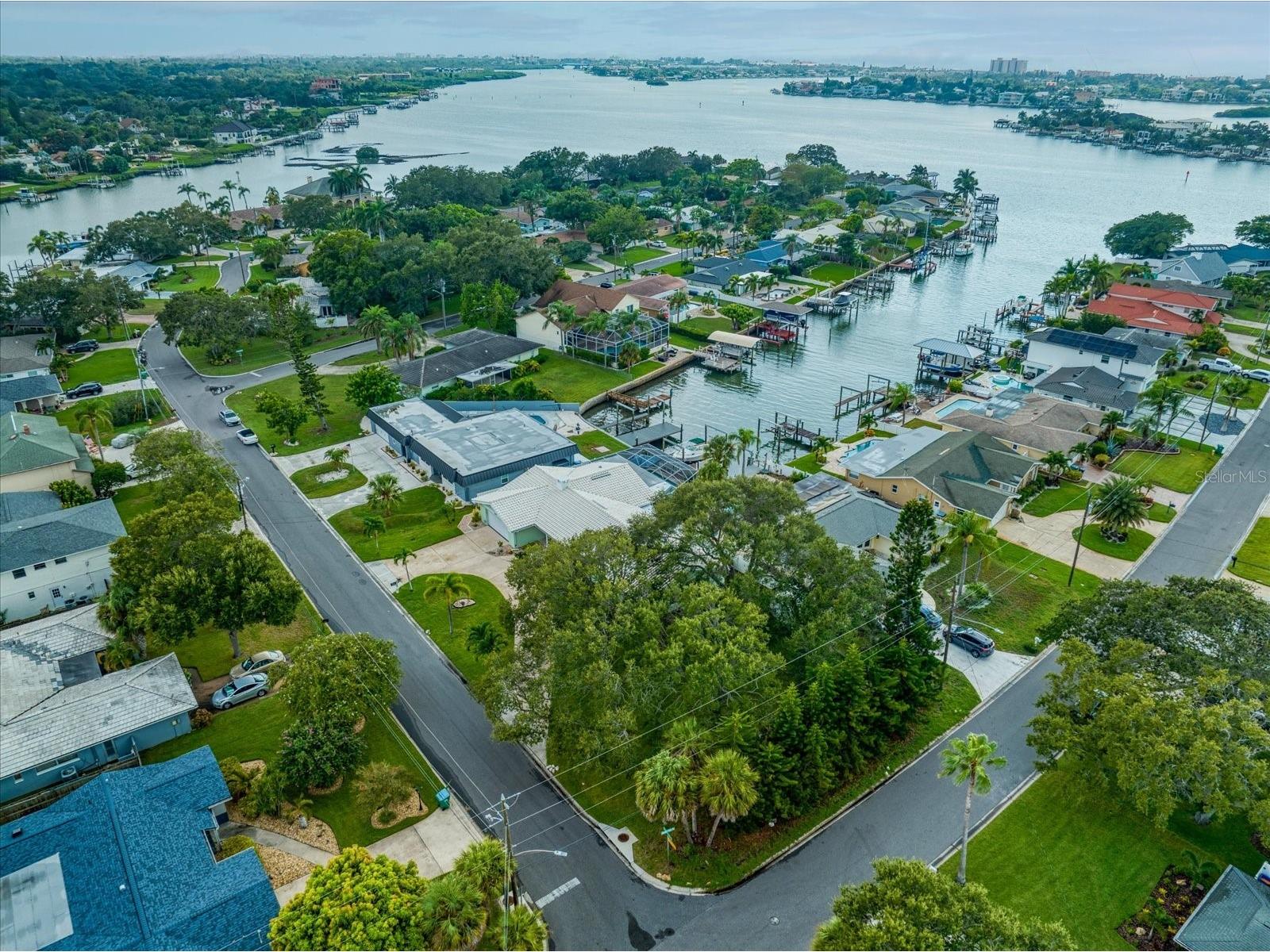 1670 Clearwater Harbor Drive Largo FL 33770 TB8428141 image100