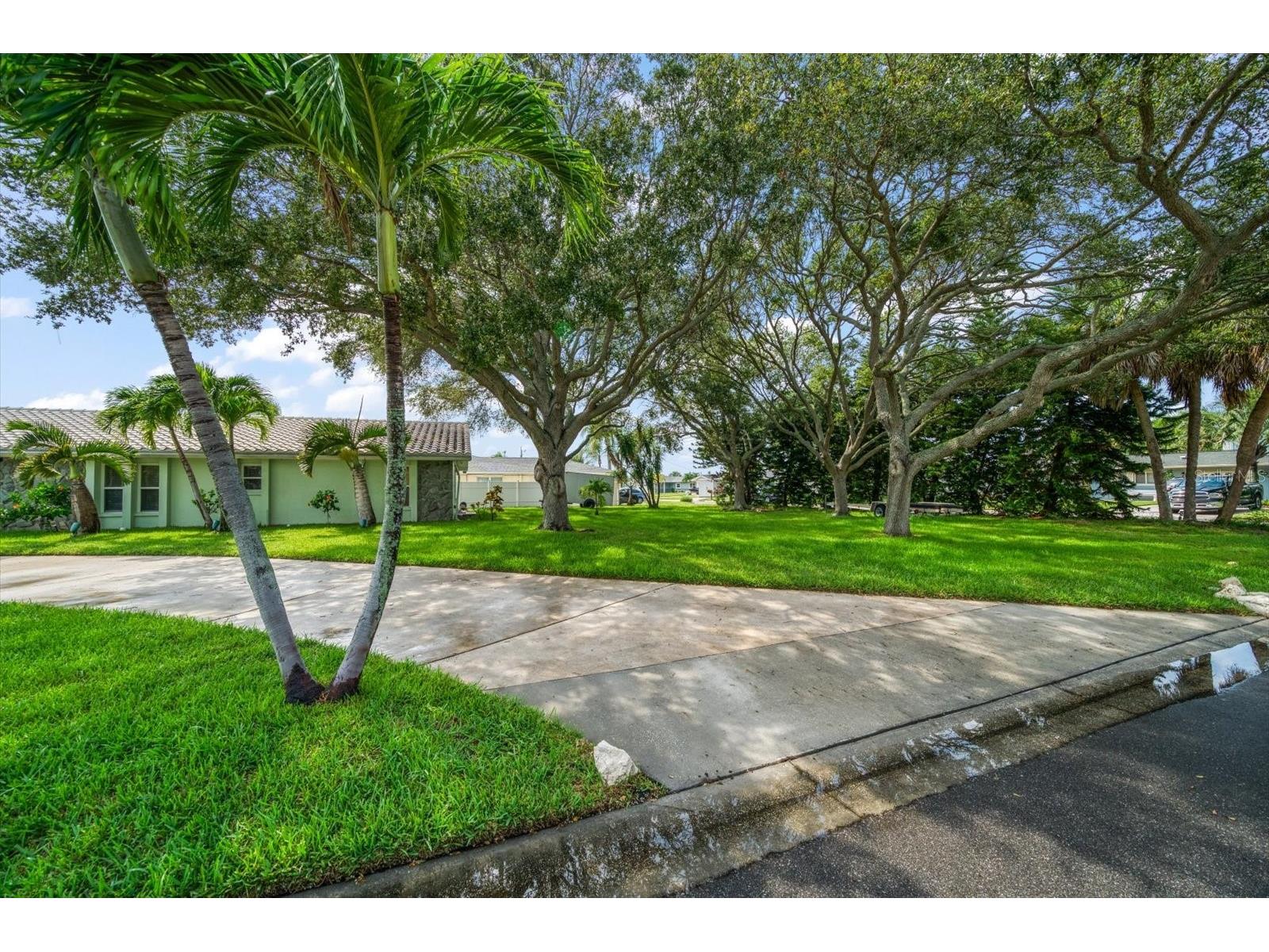 1670 Clearwater Harbor Drive Largo FL 33770 TB8428141 image86