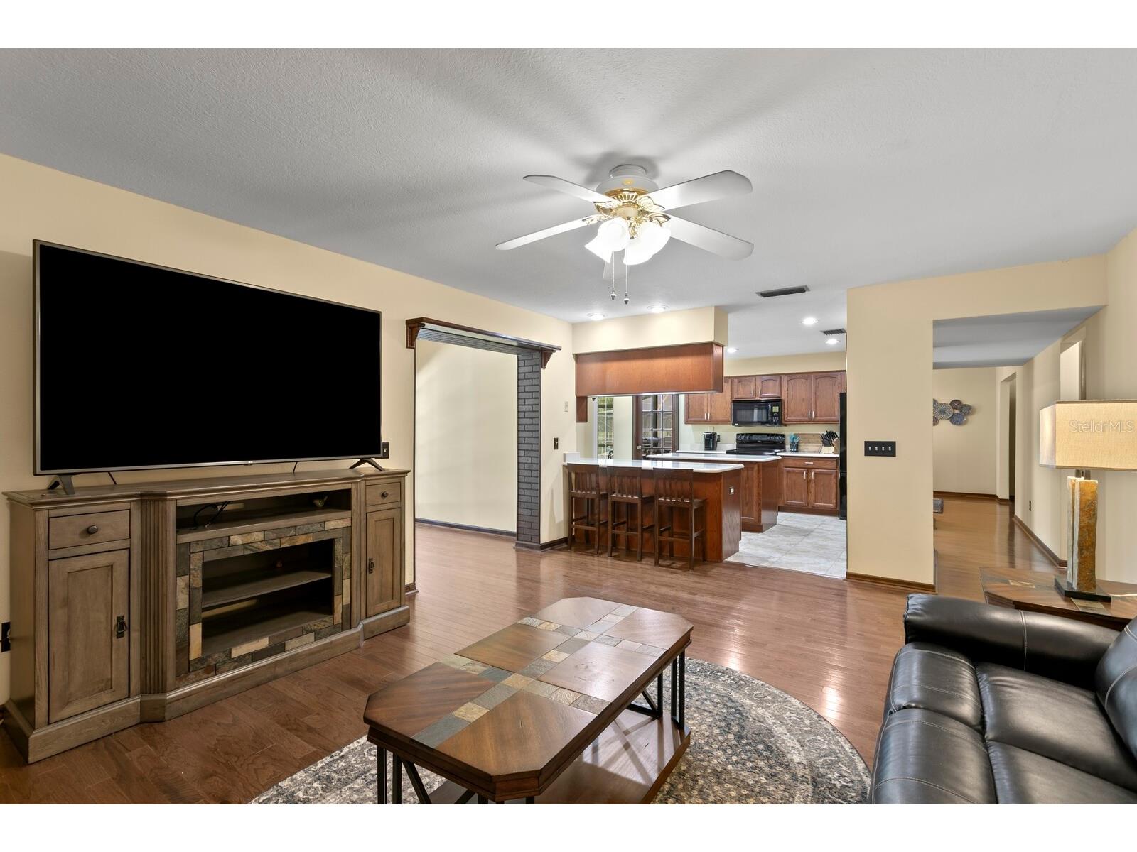 16701 E Course Drive Tampa FL 33624 TB8500614 image25