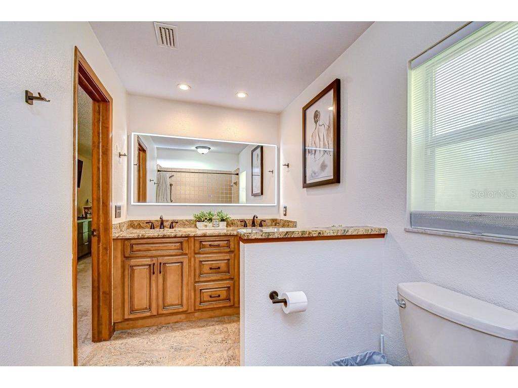 16704 Vallely Drive Tampa FL 33618 TB8492634 image24