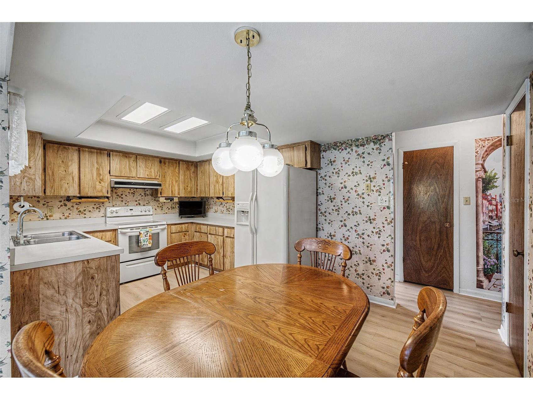 16706 Rolling Rock Drive Tampa FL 33618 TB8515927 image12