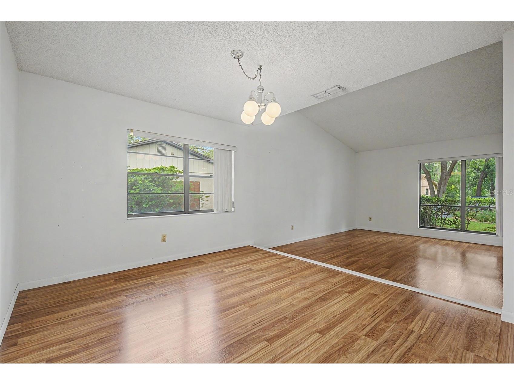 16706 Rolling Rock Drive Tampa FL 33618 TB8515927 image9