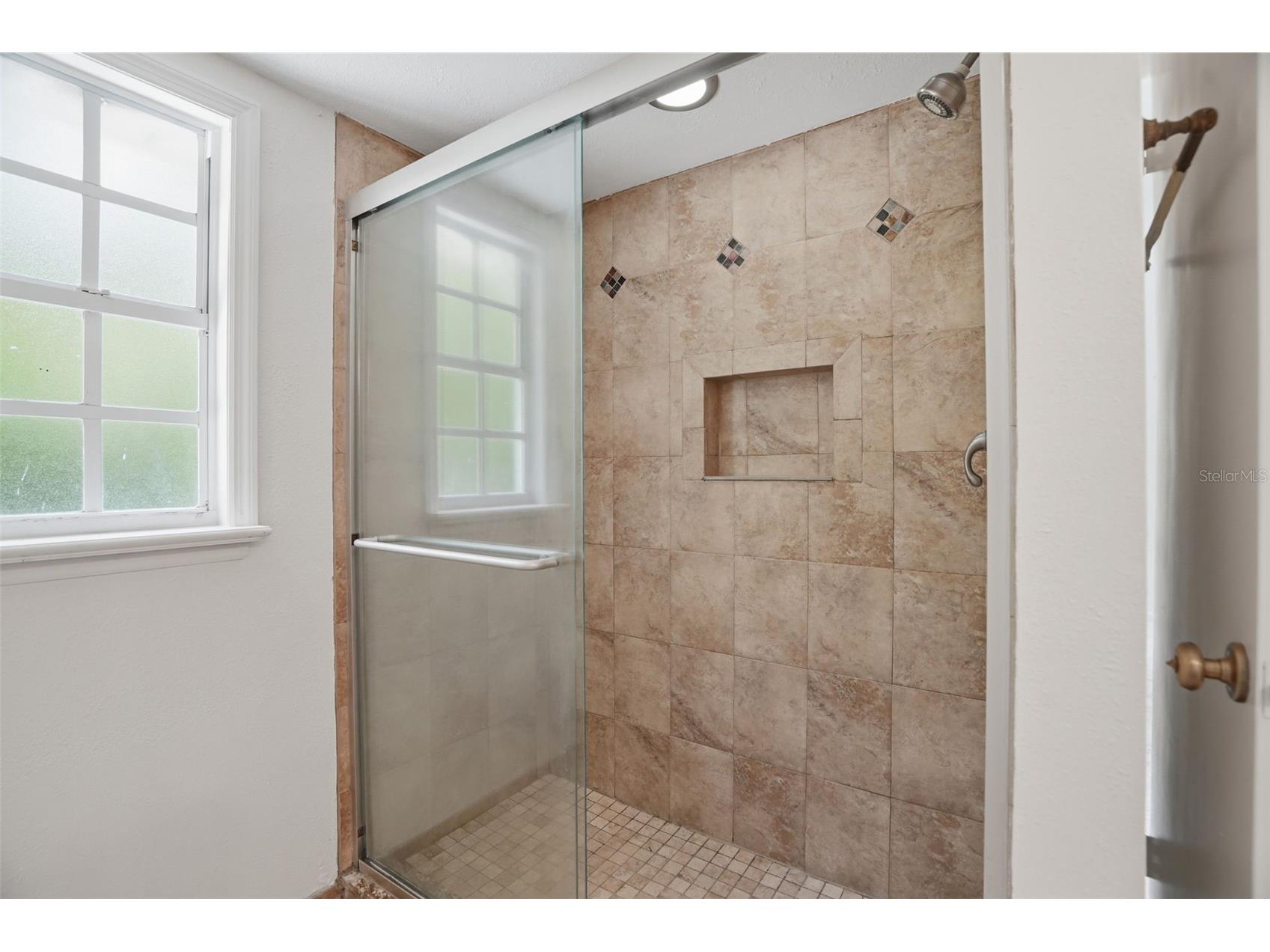 16706 Vallely Drive Tampa FL 33618 TB8512756 image25