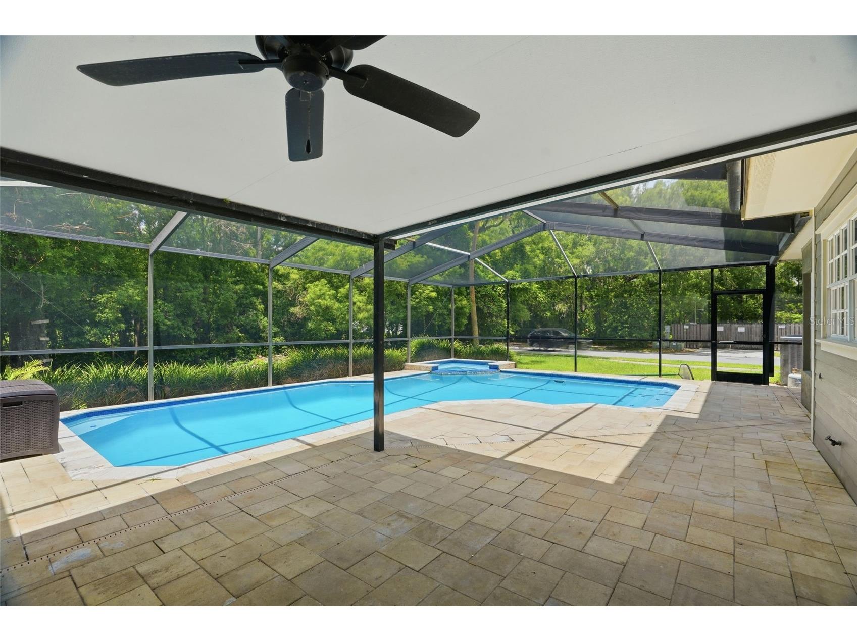 16706 Vallely Drive Tampa FL 33618 TB8512756 image33