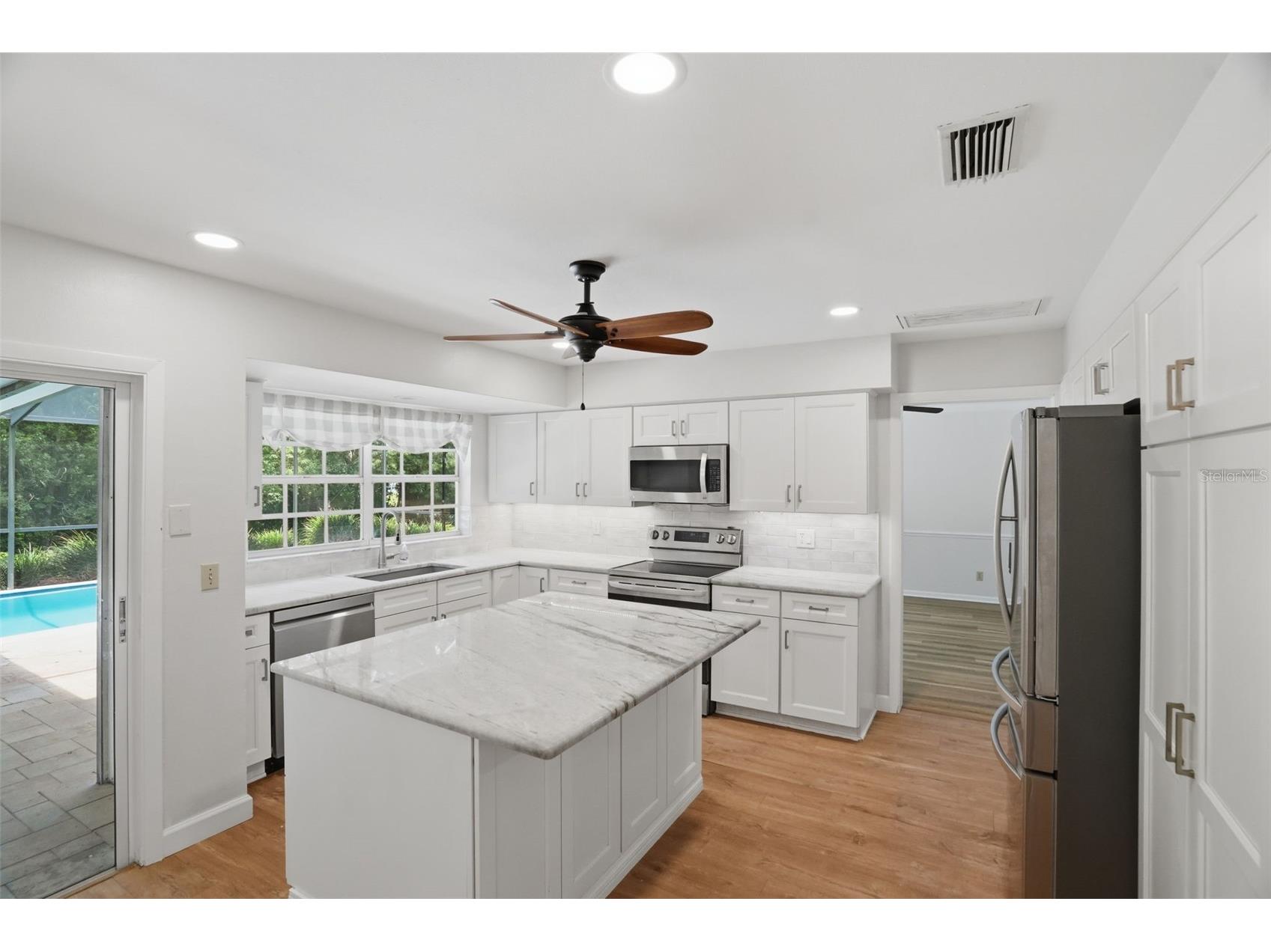 16706 Vallely Drive Tampa FL 33618 TB8512756 image6