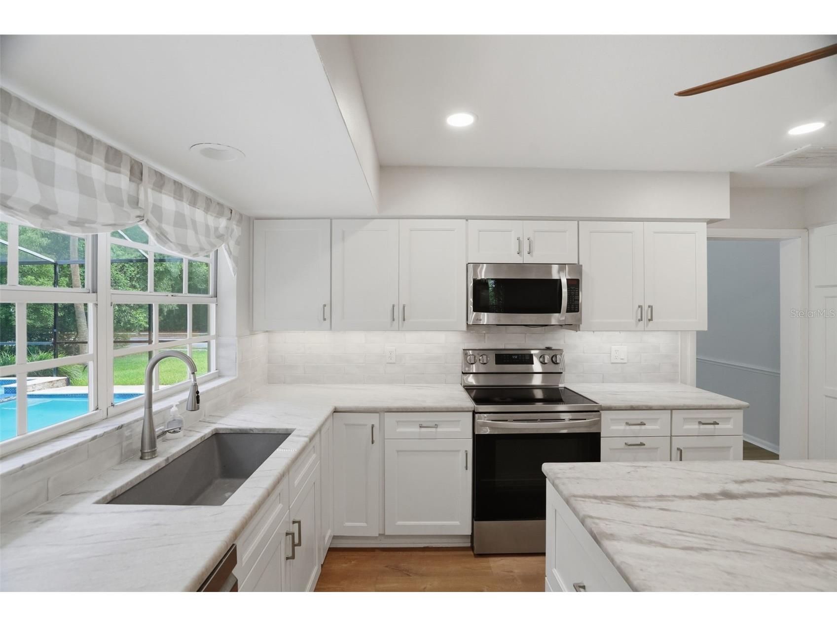 16706 Vallely Drive Tampa FL 33618 TB8512756 image8