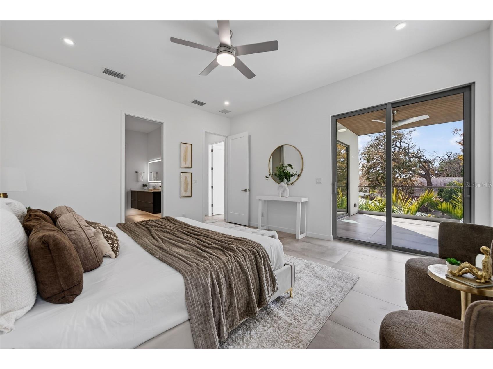 1671 Arlington Street Sarasota FL 34239 A4684899 image22