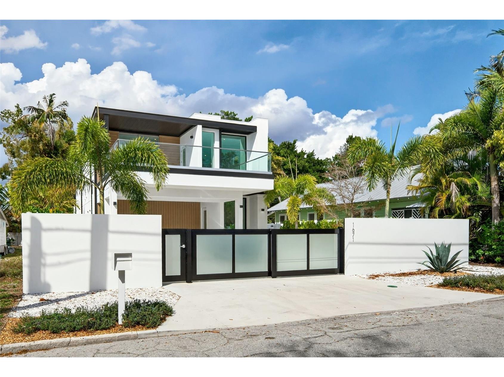 1671 Arlington Street Sarasota FL 34239 A4684899 image3