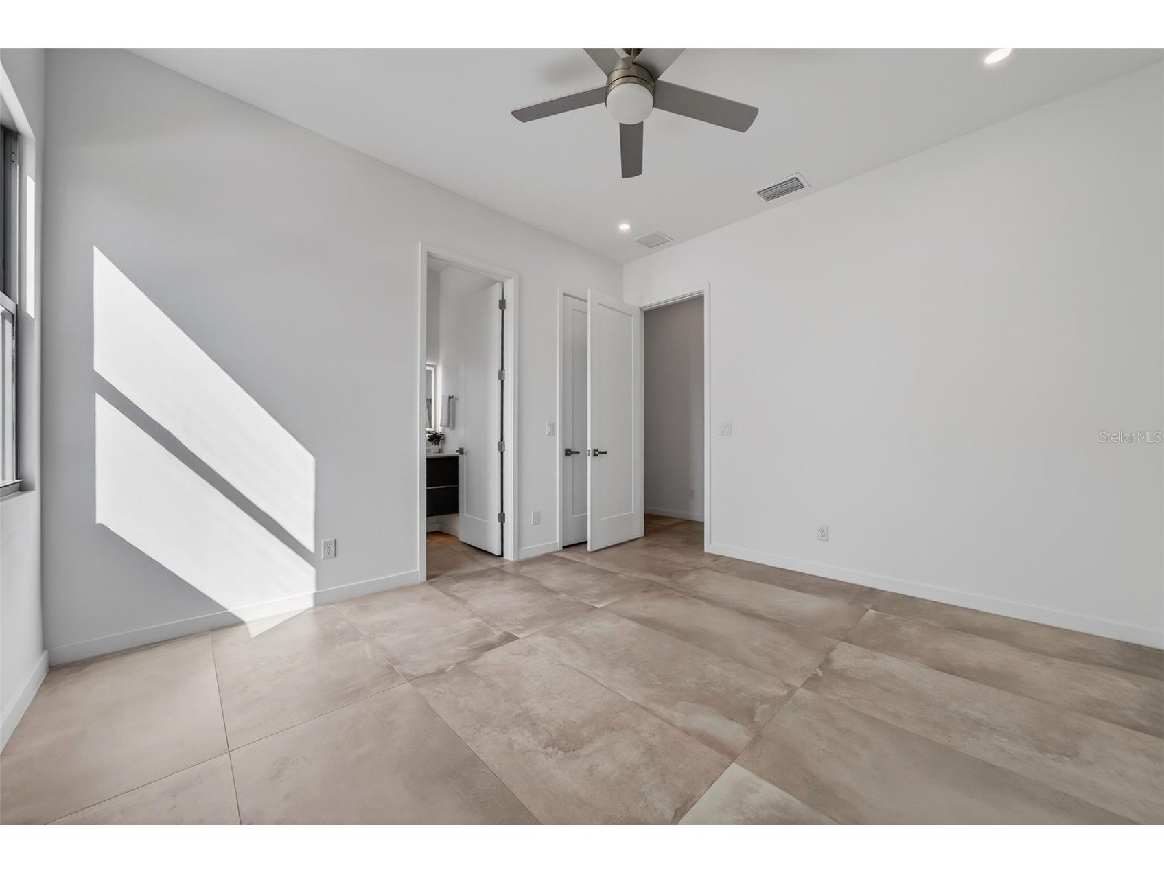 1671 Arlington Street Sarasota FL 34239 A4684899 image31