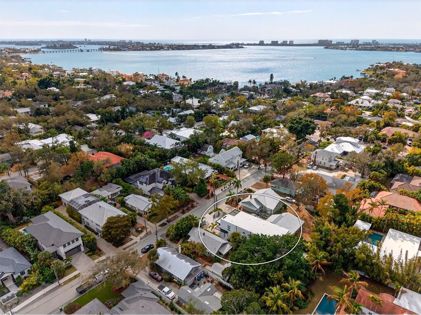 1671 Arlington Street Sarasota FL 34239 A4684899 image44