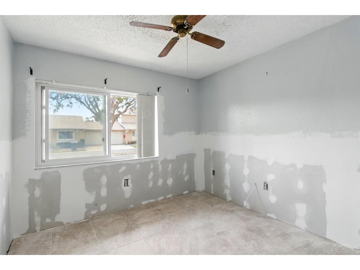 1671 Cape Ann Avenue NE #4 Saint Petersburg FL 33702 TB8378984 image22