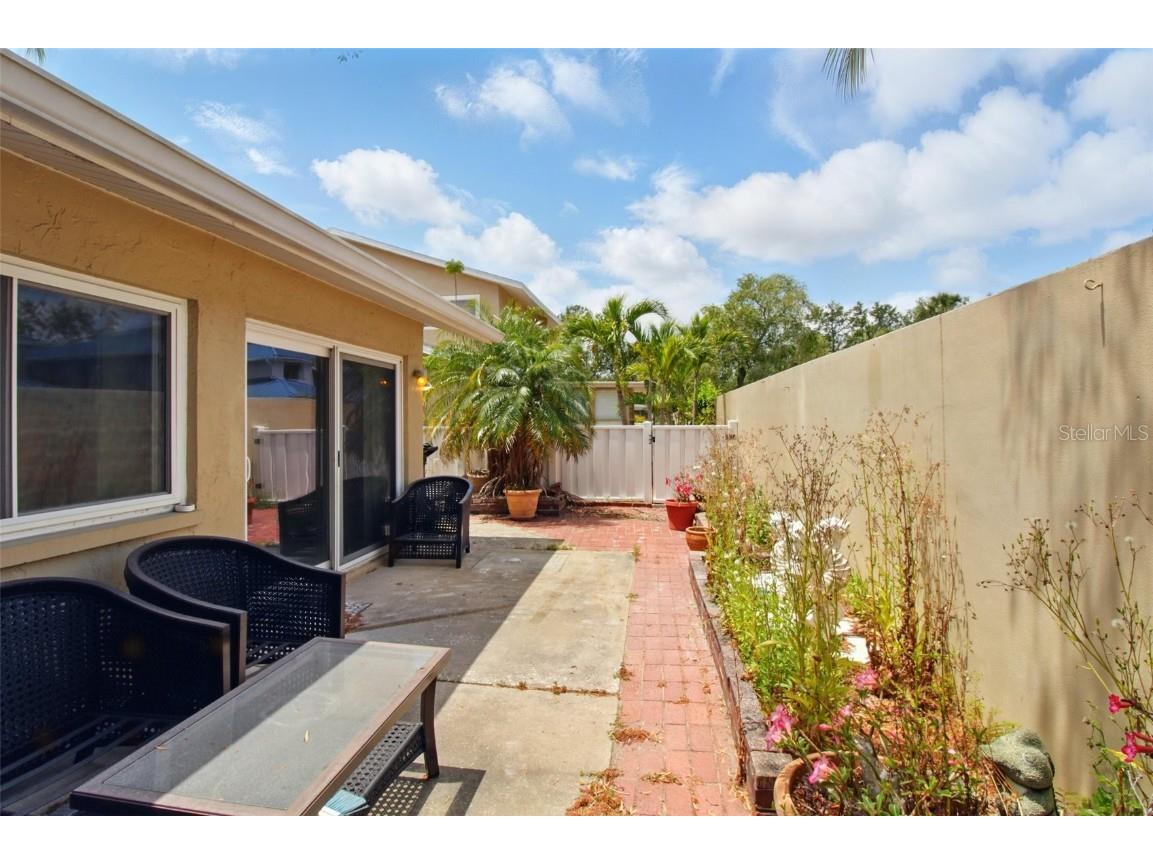 1671 Cape Ann Avenue NE #4 Saint Petersburg FL 33702 TB8378984 image27