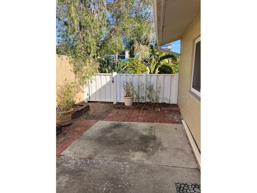 1671 Cape Ann Avenue NE #4 Saint Petersburg FL 33702 TB8378984 image29