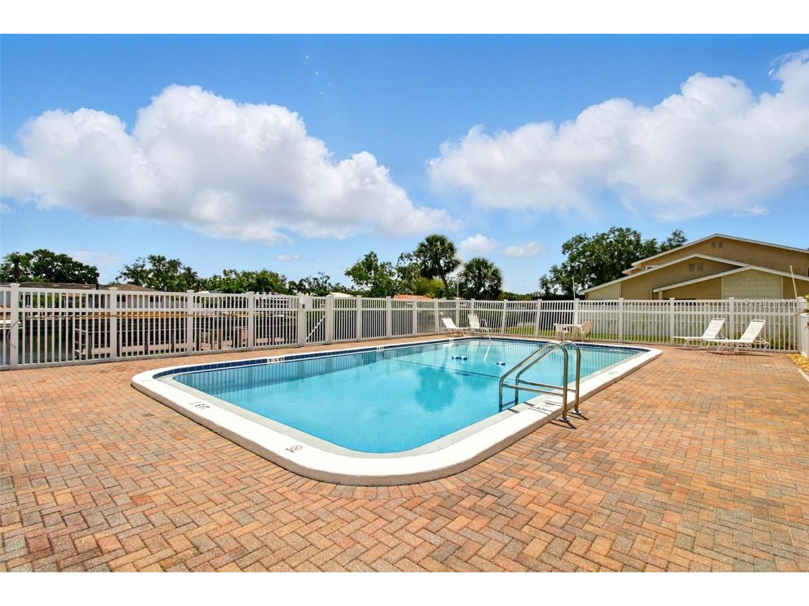 1671 Cape Ann Avenue NE #4 Saint Petersburg FL 33702 TB8378984 image34