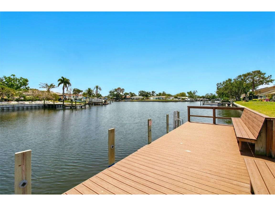 1671 Cape Ann Avenue NE #4 Saint Petersburg FL 33702 TB8378984 image41