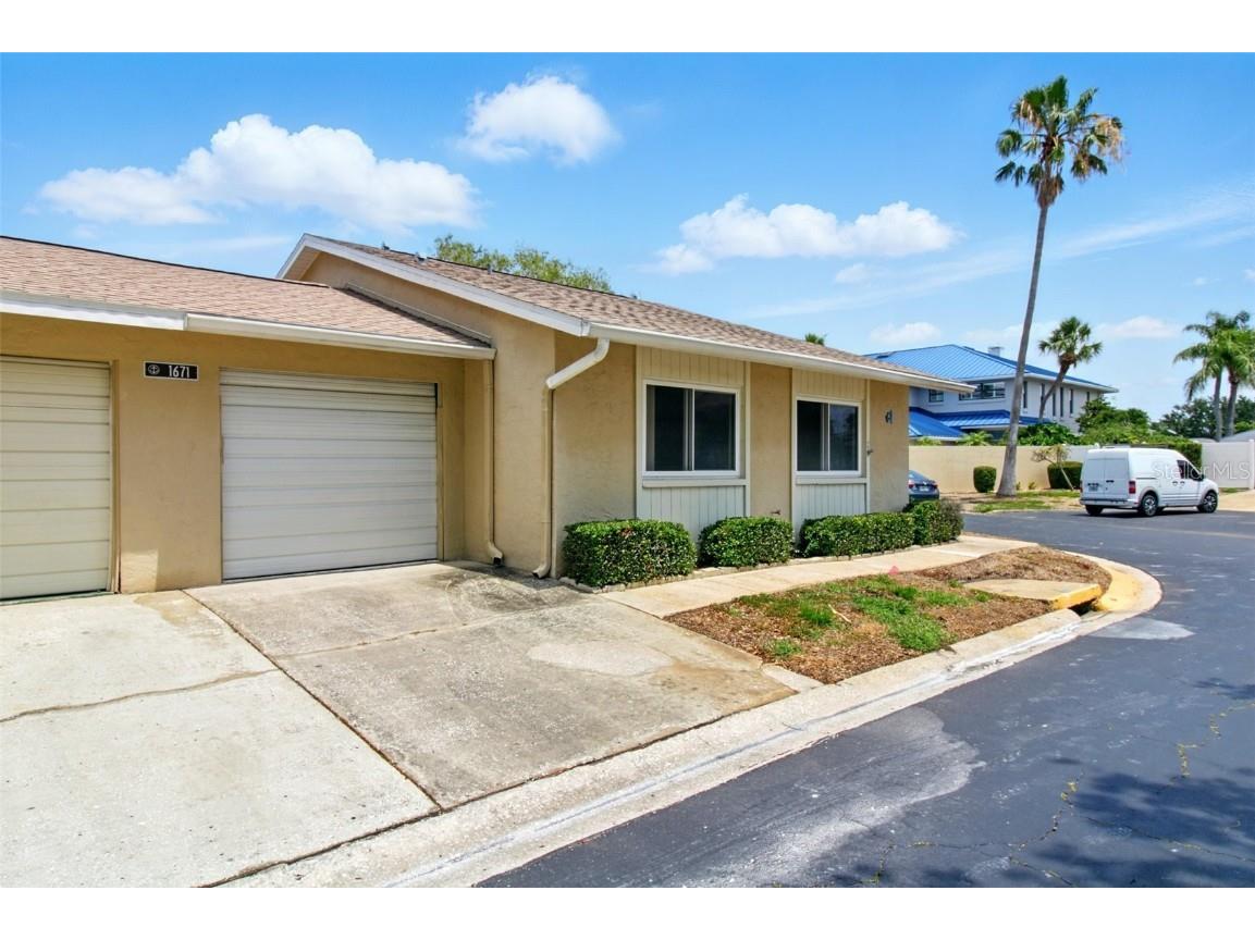 1671 Cape Ann Avenue NE #4 Saint Petersburg FL 33702 TB8378984 image47