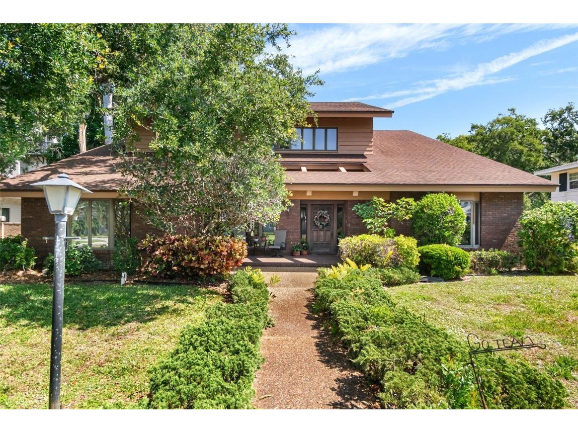 1671 South Drive Sarasota FL 34239 A4653982 image1