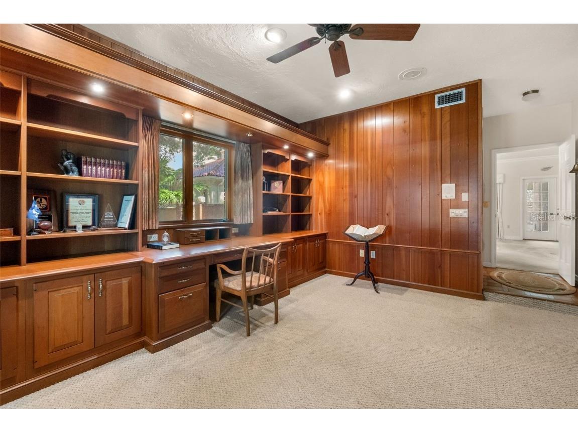 1671 South Drive Sarasota FL 34239 A4653982 image16