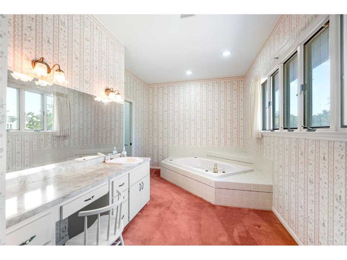 1671 South Drive Sarasota FL 34239 A4653982 image34