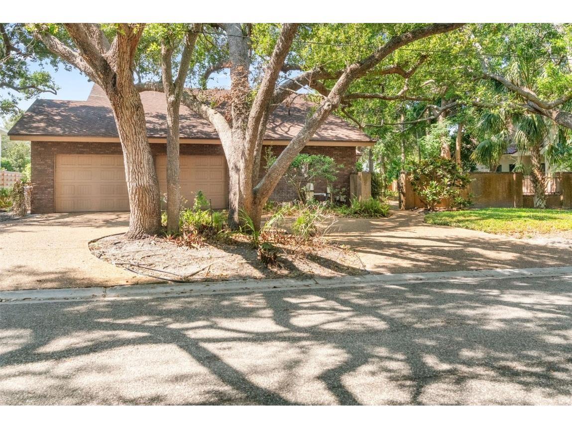 1671 South Drive Sarasota FL 34239 A4653982 image62