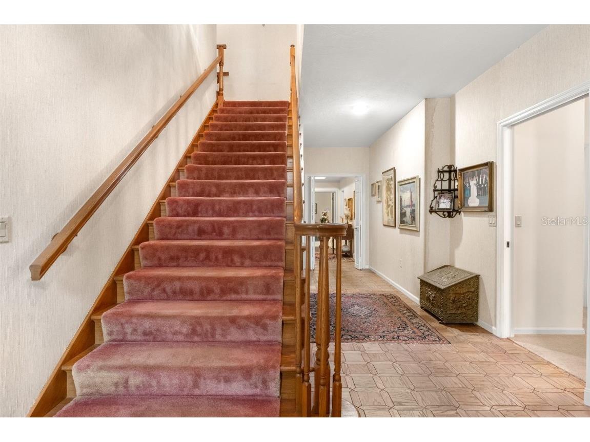 1671 South Drive Sarasota FL 34239 A4653982 image7