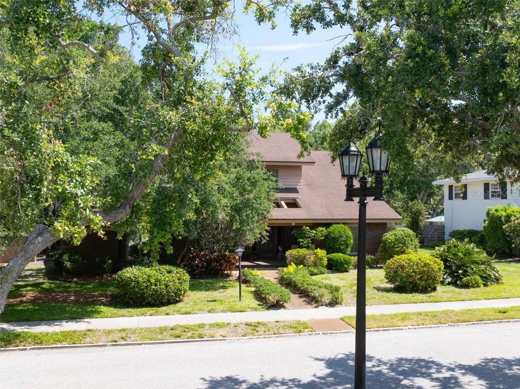 1671 South Drive Sarasota FL 34239 A4653982 image70