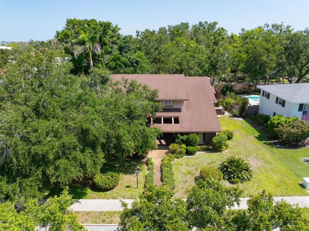 1671 South Drive Sarasota FL 34239 A4653982 image71