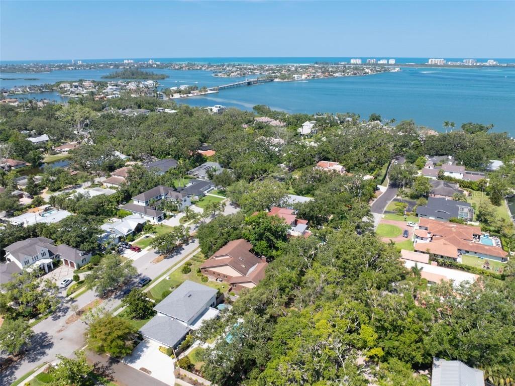 1671 South Drive Sarasota FL 34239 A4653982 image76