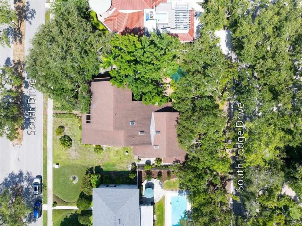 1671 South Drive Sarasota FL 34239 A4653982 image81