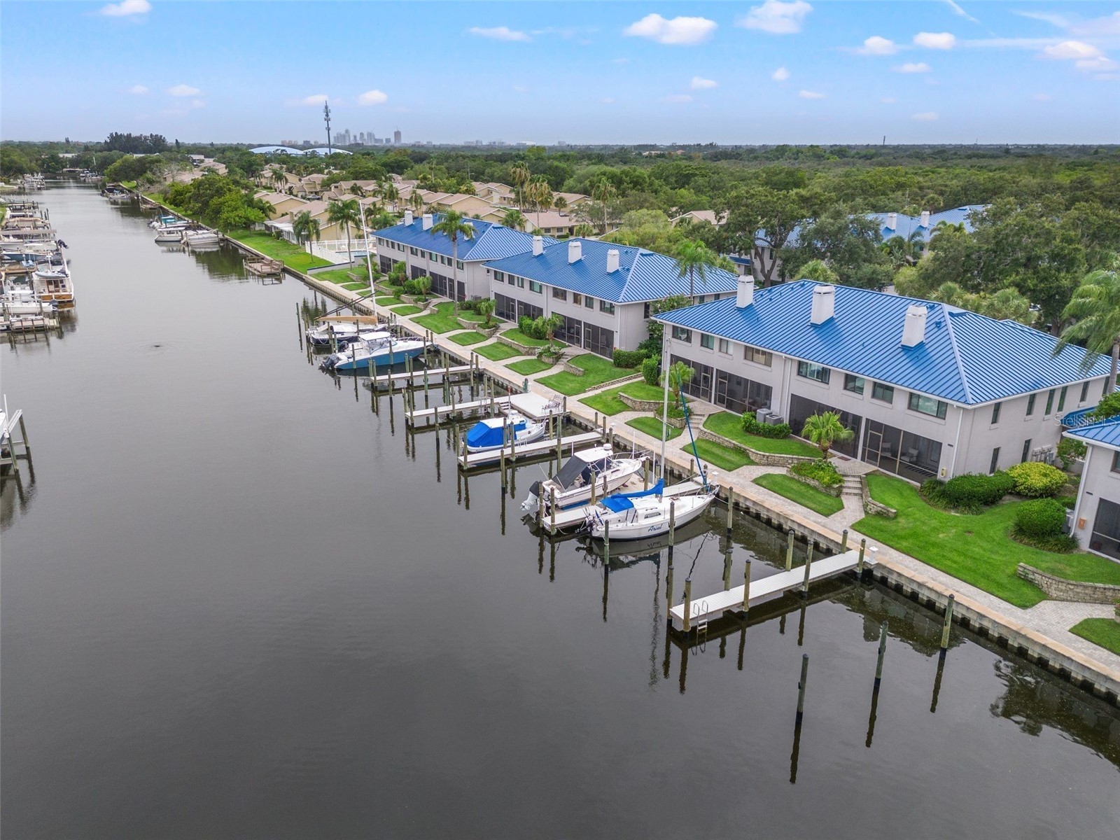 1671 Watermark Circle NE Saint Petersburg FL 33702 TB8473501 image43