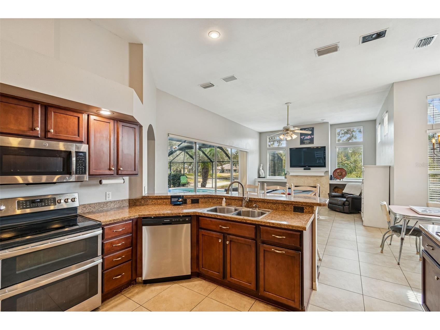 16711 Longleat Drive Lutz FL 33549 TB8476216 image16