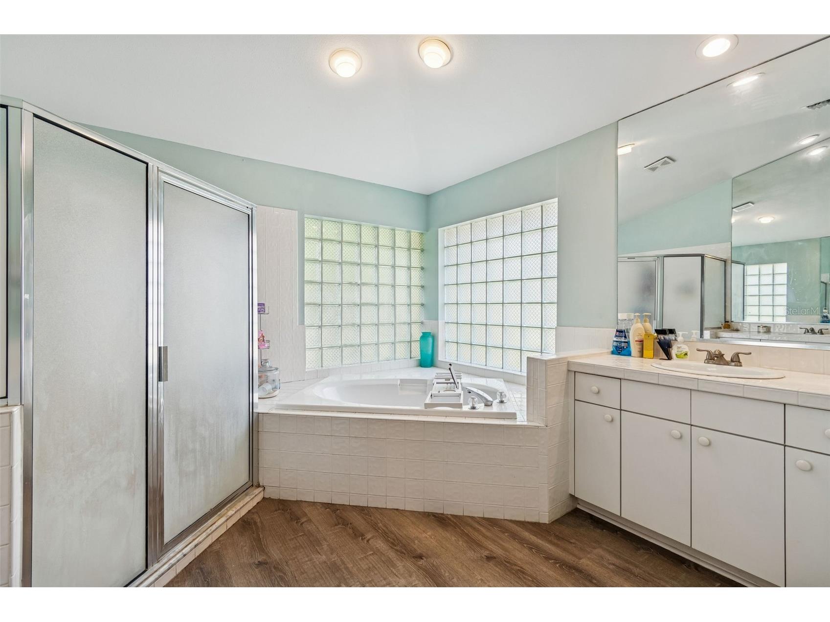 16711 Longleat Drive Lutz FL 33549 TB8476216 image30